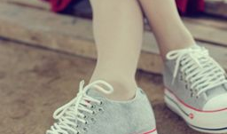 鞋带太长怎么系短视频,短视频教你巧妙系法